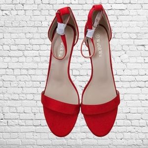NWOT/Wuorwu Red Heels